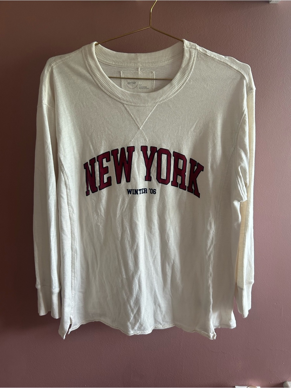 aerie Cream NEW YORK Crewneck SHIRT - Subtle Logo